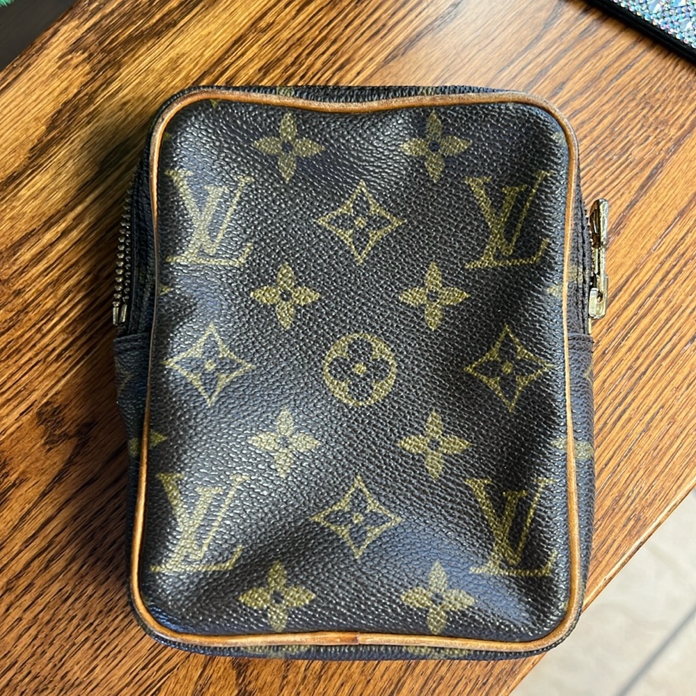 Vintage LV Pouch